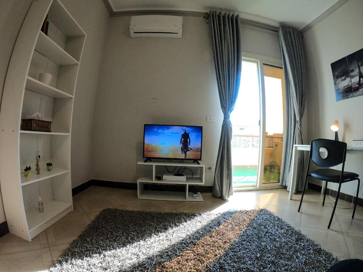 Apartment 3bd In A Family House With Garden View