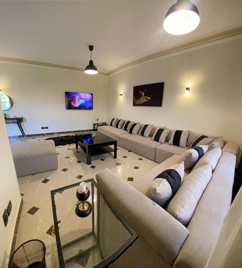 Apartment 3bd In A Family House With Garden View