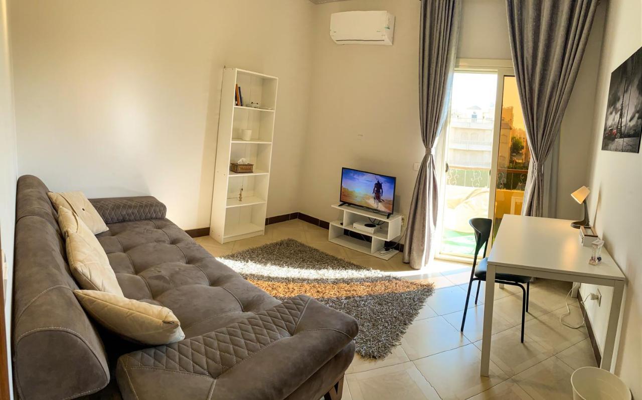 Apartamento 3bd In A Family House With Garden View El Cairo